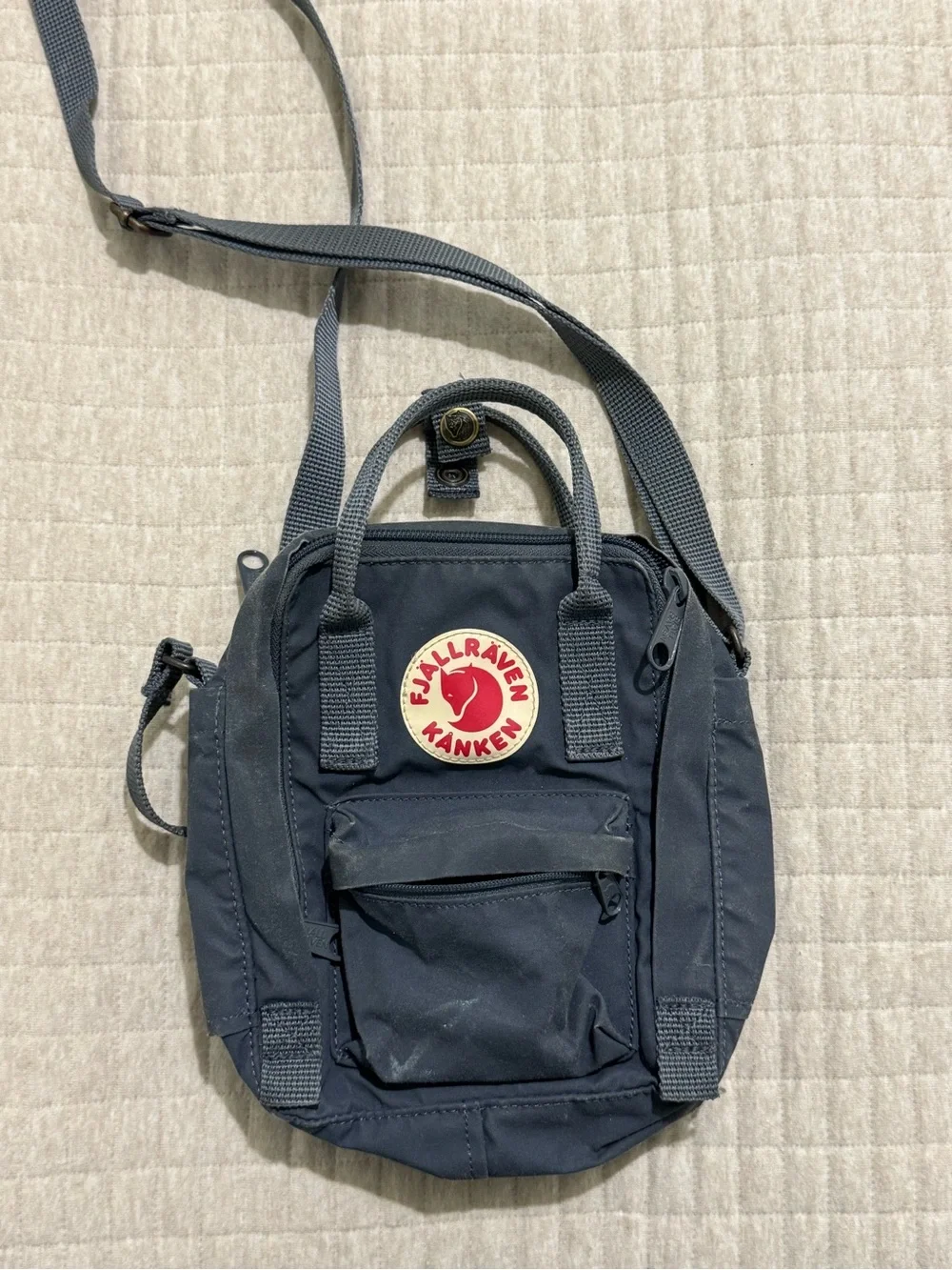 Fjallraven Kanken Sling Bag in Graphite